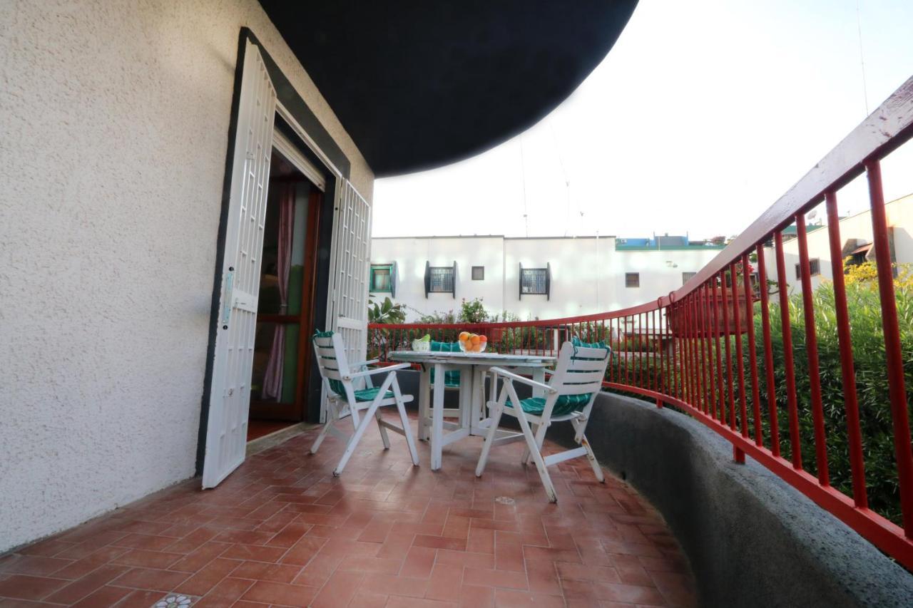 Bari Suite Apartment Barone 12 Free Parking Buitenkant foto